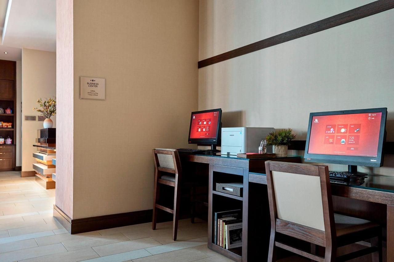 Ithaca Marriott Downtown On The Commons Otel Dış mekan fotoğraf